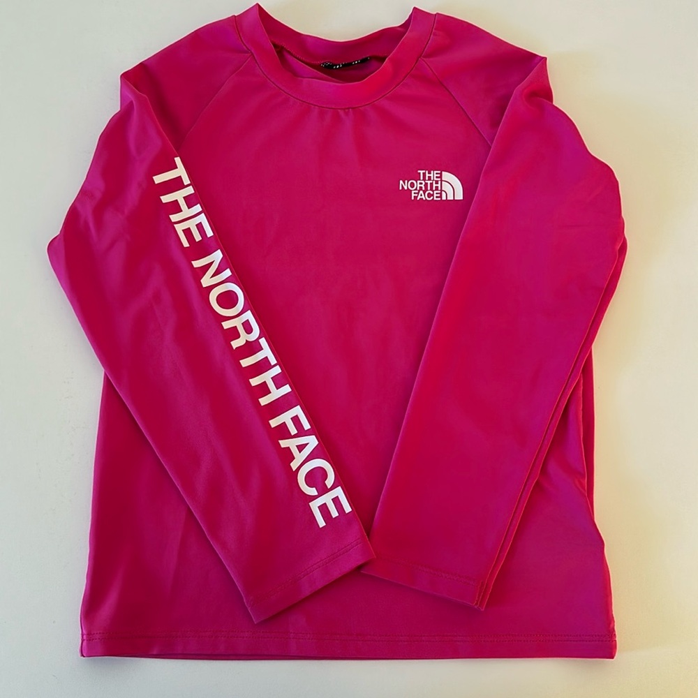 EUC Girls The North Face Sz 5 Hot Pink Long Sleeve SPF Shirt